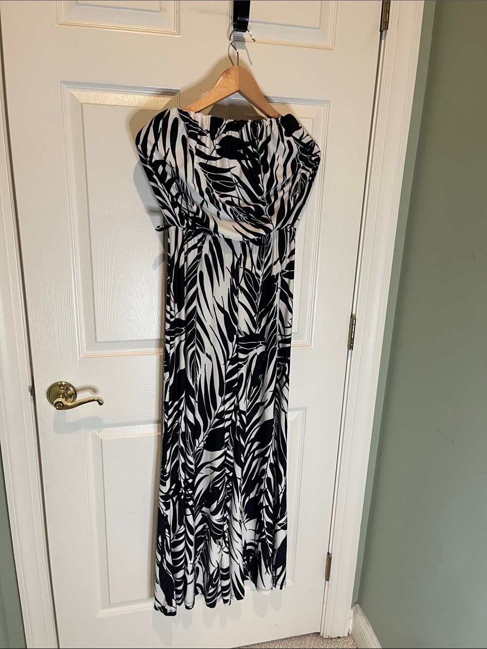 Black and White Leaf Print Strapless pantsuit